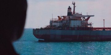 Les primes d’assurance des navires marchands flambent