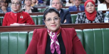 Sihem Nemsia:”Les avantages fiscaux accordés aux TRE coûtent annuellement une dépense de 1700 millions de dinars pour l’État”