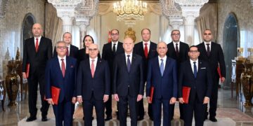 Le président Kaïs Saïed remet les lettres de créance à de nouveaux ambassadeurs tunisiens