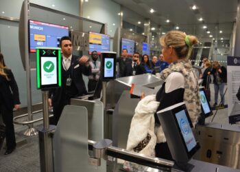 Passeport biométrique: déjà des problèmes pour les voyageurs tunisiens?