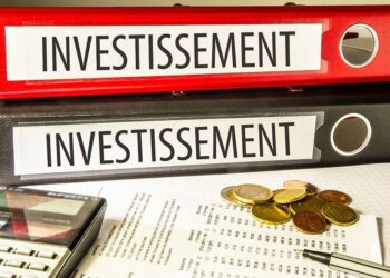 Investissements déclarés en 2023 : +7,9% dans l’industrie, mais -57,6% dans les services en 2023 (TIA)