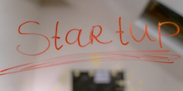 Seulement 0,47% des fonds levés en 2023 vont à des startups dirigées par des femmes