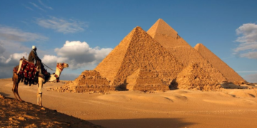 35 milliards $ des Émirats pour des mégaprojets touristiques en Égypte