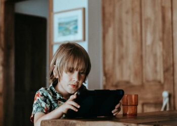 Les résidents de la Floride de moins de 14 ans sont interdits d’utiliser TikTok, Instagram et Snapchat