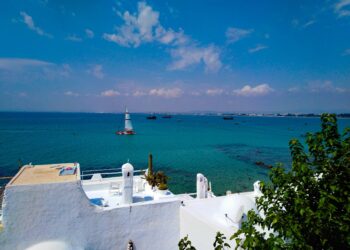 Analyse des dépenses du tourisme intérieur et de la valeur ajoutée