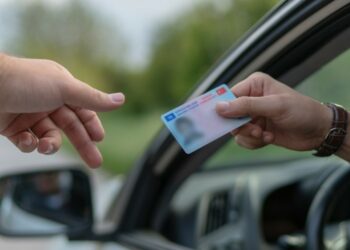Nouveau code de la route: automatisation des contraventions pour excès de vitesse et circulation en sens interdit