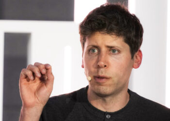 CEO OpenAI Ne vous attendez pas IA fasse plus que qu'elle peut faire