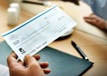 Chèques sans provision: 496 détenus, 11 265 affaires et une réforme en vue