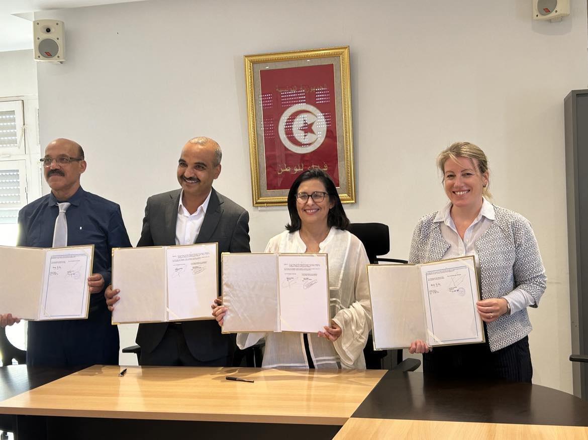 Université de la ManoubaUnesco signature d’un accord de convention