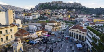 La Grèce passe à une semaine de 6 jours de travail pour les activités 24/7