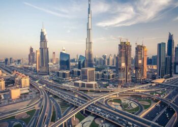 Quel pays nord-africain a finalisé un accord de partenariat économique global avec les Émirats ?