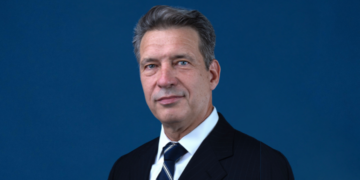 Mark Davis nommé directeur principal de la BERD