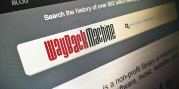 Google intègre la Wayback Machine pour accéder aux archives web