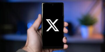 Le réseau social X de retour au Brésil