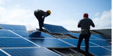 Panneaux solaires sous pression fiscale: difficulté de la transition énergétique