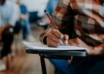 40% des étudiants bénéficieront de bourses et de prêts universitaires en 2025