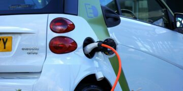 70 voitures électriques au profit des établissements publics