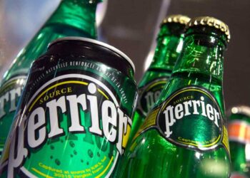 Eaux minérales naturelles Perrier: un rapport accusant Nestlé Waters