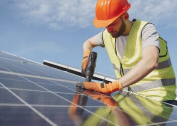 Solaire: l’offre dépasse largement la demande, un problème pour les grandes entreprises…