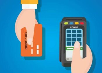 L’Algérie interdit l’achat de l’immobilier et le paiement des assurances en cash