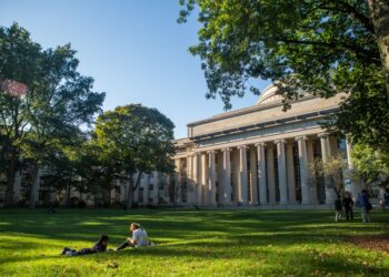 Étudier à l’étranger: Top 5 des meilleurs systèmes éducatifs en 2024