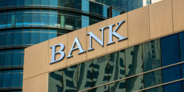 Secteur bancaire: résilience en 2023, défis accrus en 2024