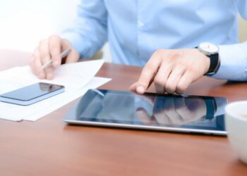 L’UGTT appelle les professeurs à boycotter la plateforme du ministère