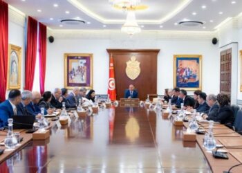 Éducation et industrie : des mesures clés pour la rentrée 2025-2026 et la relance de la SNCPA