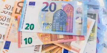L’euro remonte face au dollar après la victoire des conservateurs en Allemagne