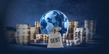 Dette mondiale: un record historique de 318 000 milliards de dollars, avec une hausse de 7 000 Mrds en 2023
