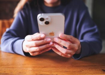 iPhone : iOS 18.3.1 corrige une faille de sécurité liée au mode USB restreint