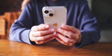 iPhone : iOS 18.3.1 corrige une faille de sécurité liée au mode USB restreint