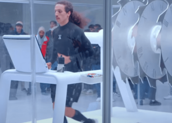 Pourquoi ce rappeur a-t-il couru 24 heures non-stop?