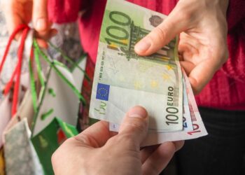 Les transactions en liquide limitées à 100 euros en Europe dès 2027