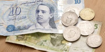 Le dinar résiste face aux devises étrangères affirme la BCT