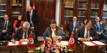 Sept accords signés pour financer la création de projets et l’emploi en Tunisie