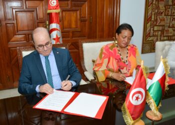Tunisie -Tourisme: signature d’une convention avec Madagascar
