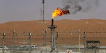 Le prix du pétrole s’envole après les frappes israéliennes contre l’Iran