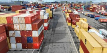 Le déficit commercial se creuse et atteint un record de -8 367,2 Mtnd