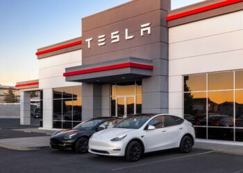 Tesla ouvre une filiale au Maroc