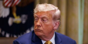 Trump compte appliquer des droits de douane supplémentaires de 200% sur les produits pharmaceutiques