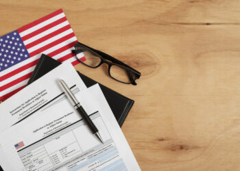 Nouveaux tarifs douaniers US: le commerce mondial sous pression