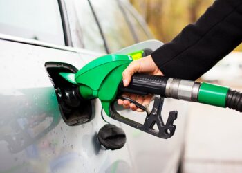 Le Nigeria veut utiliser une surtaxe de 5% sur l’essence pour financer les infrastructures