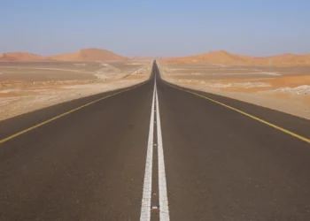 Le PLF 2026 soutient le projet de construction de la Route transsaharienne