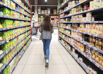 Pourquoi le taux directeur resterait encore élevé?