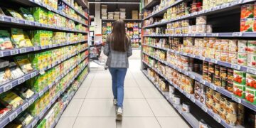 Pourquoi le taux directeur resterait encore élevé?