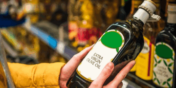 Huile d’olive: le prix de référence relevé à 10,200 dinars le kilo