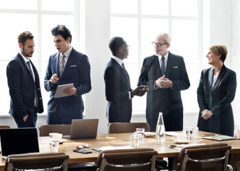 L’entrepreneuriat en Tunisie dominé par des hommes peu diplômés, selon une étude