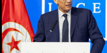 Dominique de Villepin: “la Tunisie peut jouer un rôle pivot”