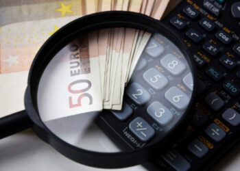 1 687,8 MTND d’investissements dans les services en 2025